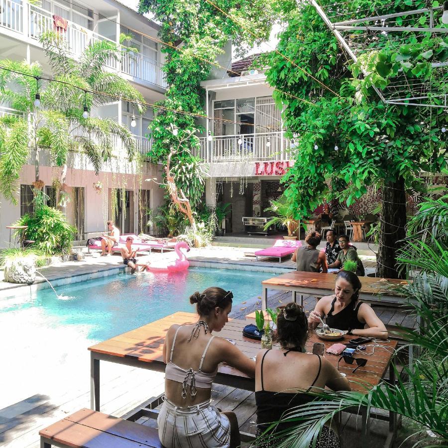 Lushy Hostel Canggu Eksteriør billede